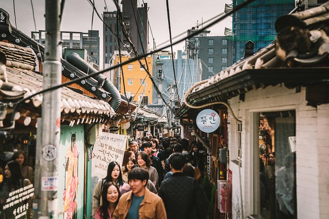 Seoul Market Tour With a Local: 100% Personalized & Private
