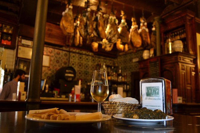Sevilla Food Tour: Tapas, Wine, History & Traditions - Tour Highlights