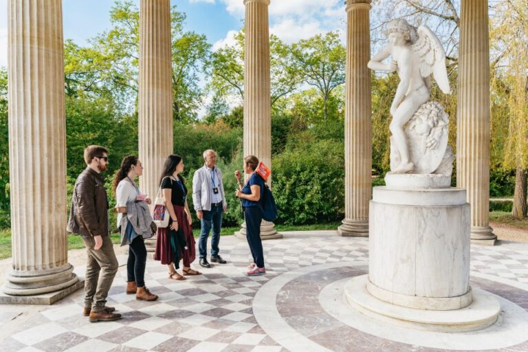 Versailles: Palace of Versailles and Marie Antoinette Tour