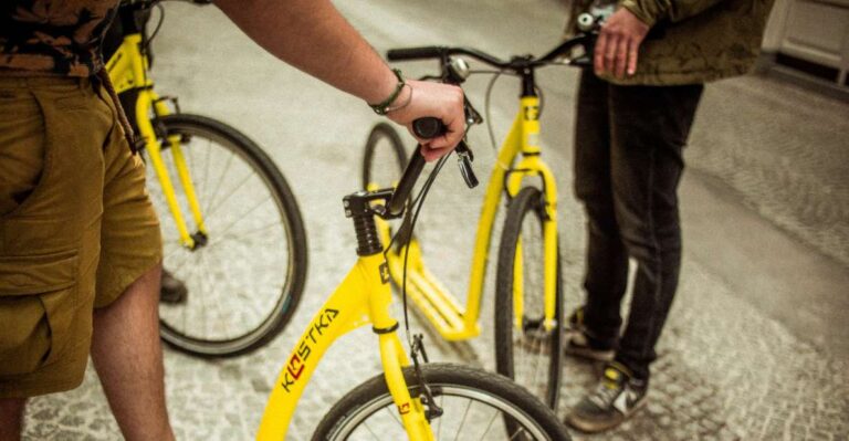 Vienna: Kick Bike Rental for City Exploration