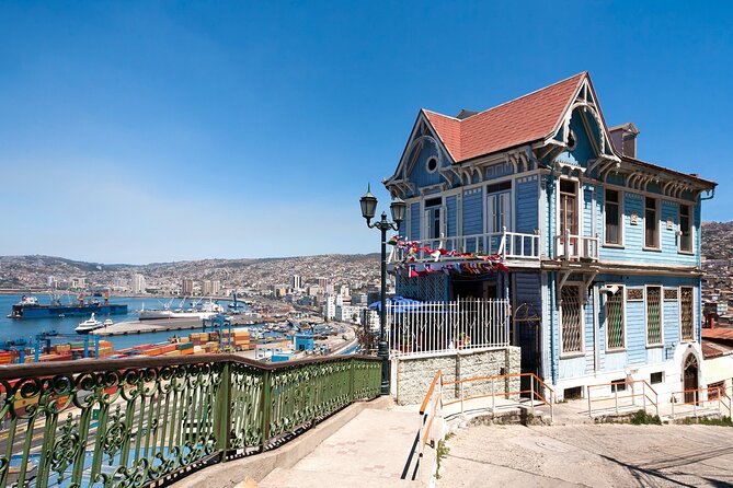 Vina Del Mar and Valparaiso Full-Day Tour From Santiago