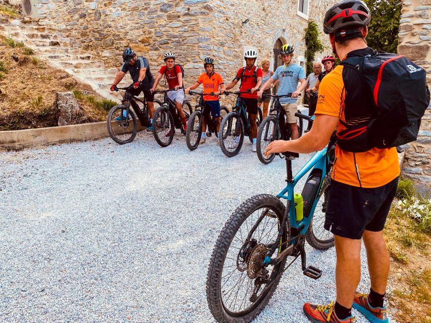 VTT Electrique 3h : Electric Bike Ride in Nature for All LevelsTranslated Into English:Electric MTB 3h : Electric Bike Ride in Nature for All Levels - Explore the Minervois Region