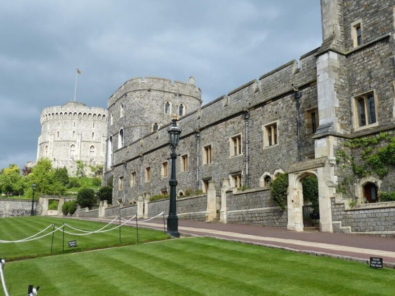 Windsor Stonehenge Bath Private Tour From London With Passes