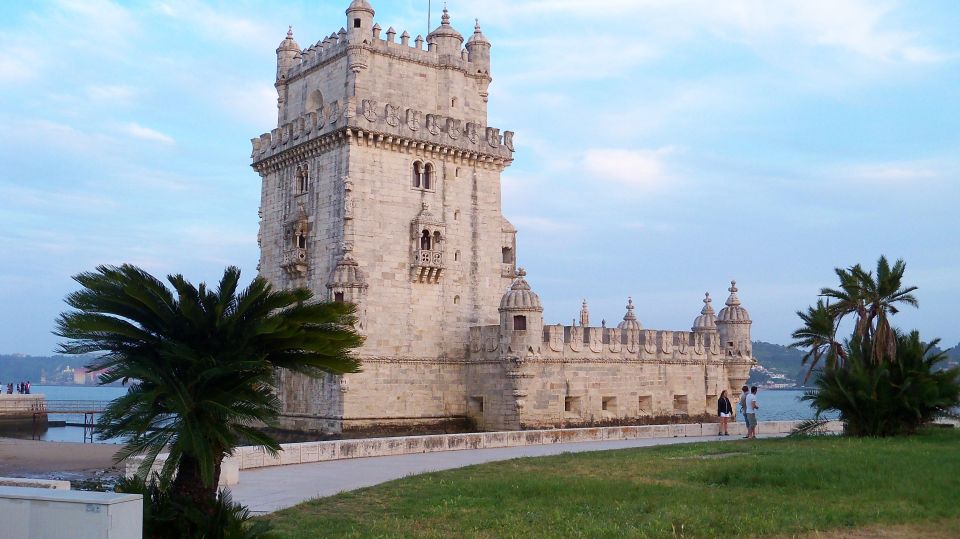 4-Day Portugal Tour From Madrid: Lisbon and Fatima - Itinerary Highlights
