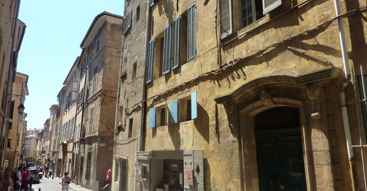 Aix-en-Provence: Private Guided Walking Tour - Historical Insights of Aix-en-Provence