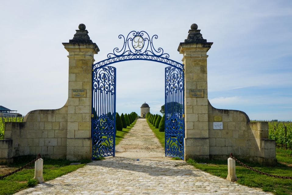Balestard La Tonnelle Castle: the Origins Tour - Château Balestard La Tonnelle History