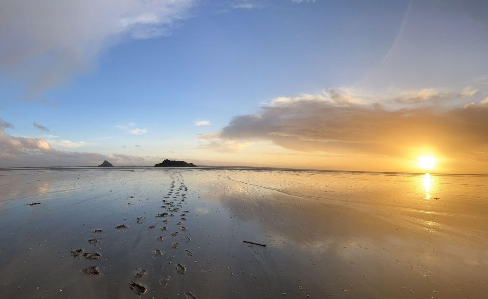 Bay of Mont Saint-Michel : Towards The Immensity - Prepare for Your Guided Hike