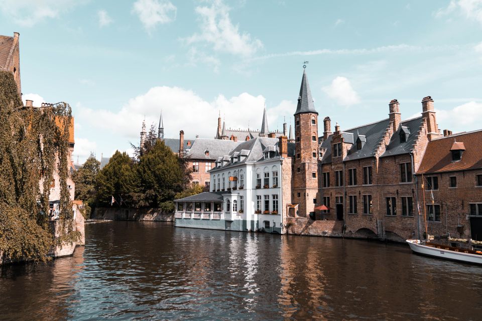 Bruges: Unlimited 4G Internet in the EU With Pocket Wifi - Booking Details