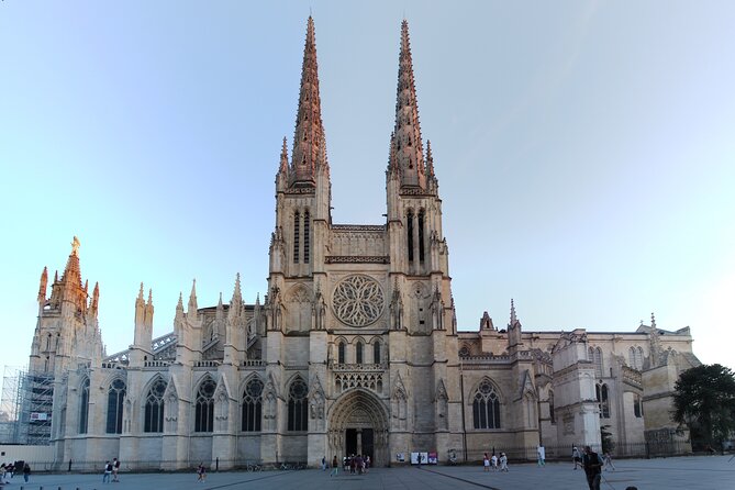 Centre of Bordeaux: Explore 2,000 Years of History on a Self-Guided Audio Tour - Audio Guide Experience