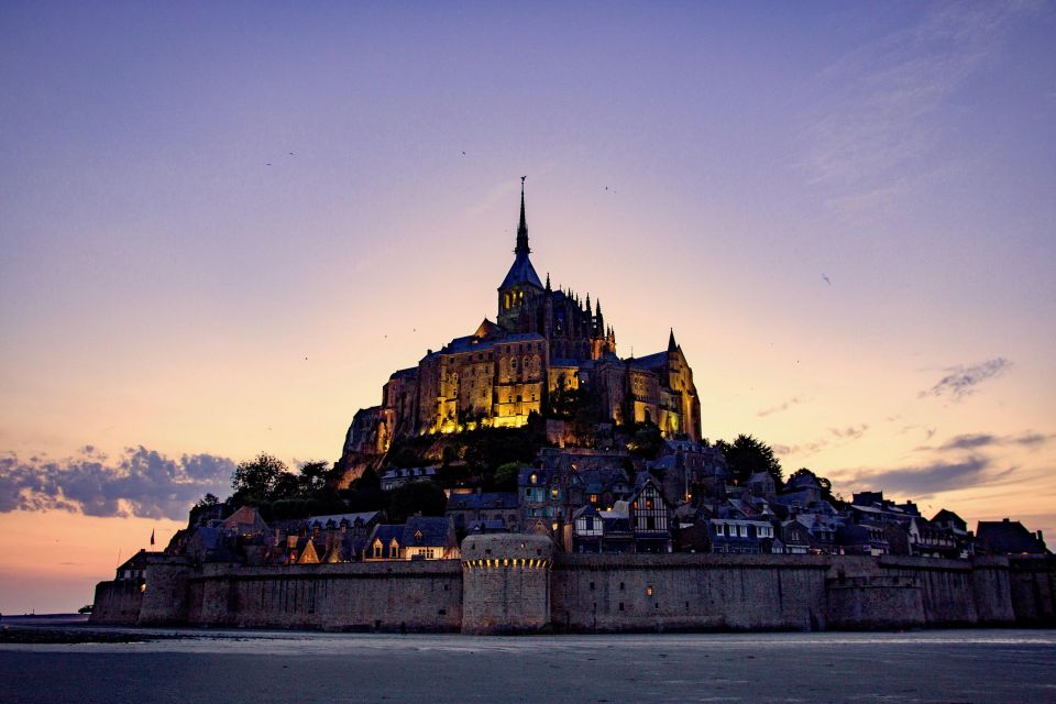 Discovering the Mont Saint Michel - Location and Religious Significance