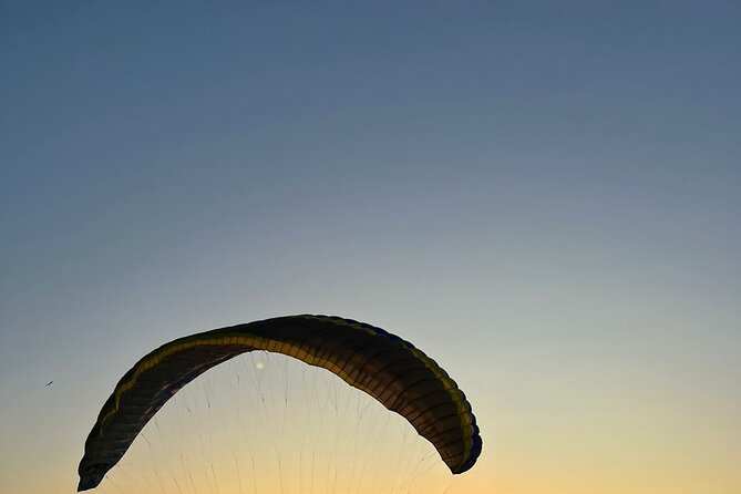 Double Paragliding Flight in Niteroi - Meeting and Pickup Details