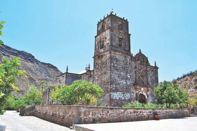 Explore San Javier Mission, Lunch, Walk & Historical Tour - Guided Historical Walk