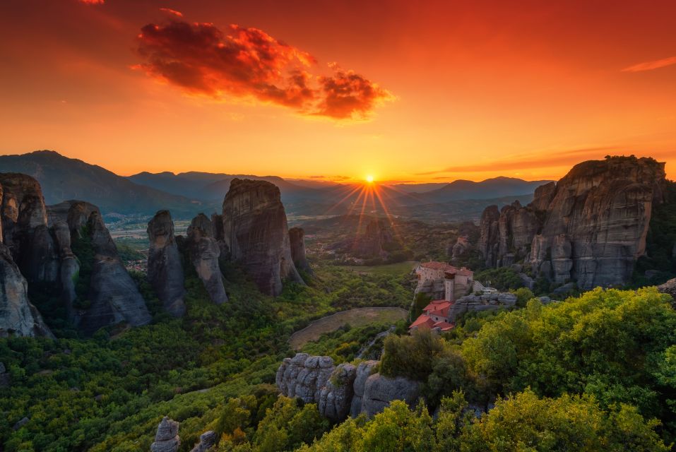 From Halkidiki: Meteora & Monasteries Day Trip With Transfer - Highlights