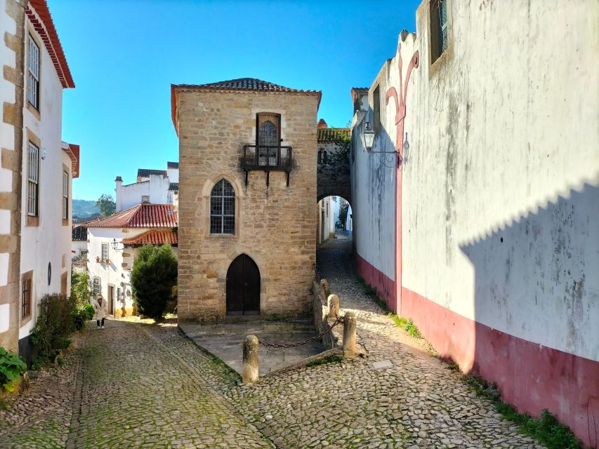 From Lisbon: Half-Day Private Eco-Tour to Óbidos by SUV - Itinerary Highlights