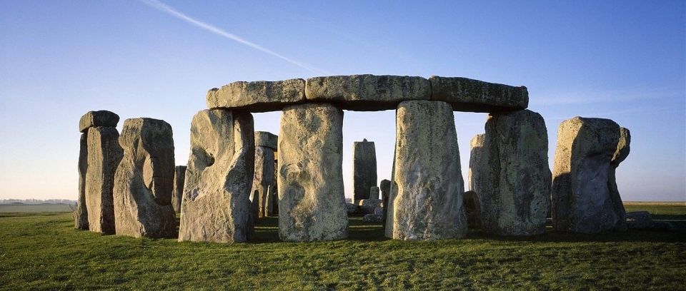 From London: Stonehenge, Bath, and Windsor Castle Day Trip - Itinerary Highlights
