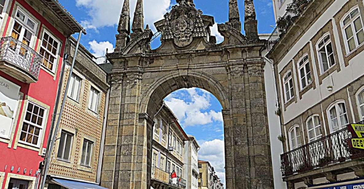 From Porto: Private Sightseeing Minho Tour - Portuguese Driver and Private Experience