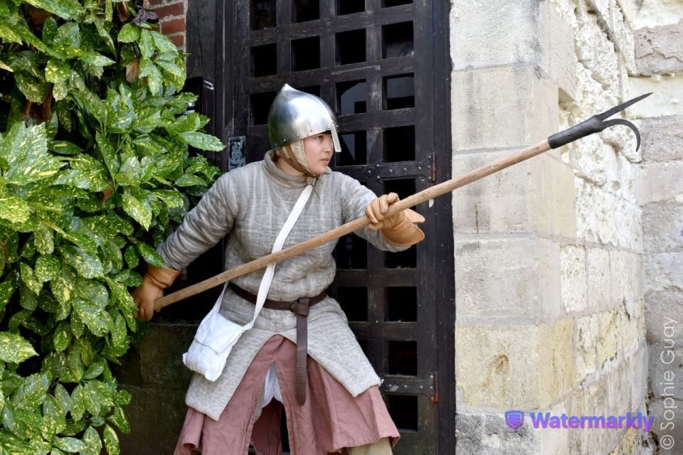 Immersive Guided Tour of Tours in the 13TH Century. - Unraveling the Guided Tour Experience