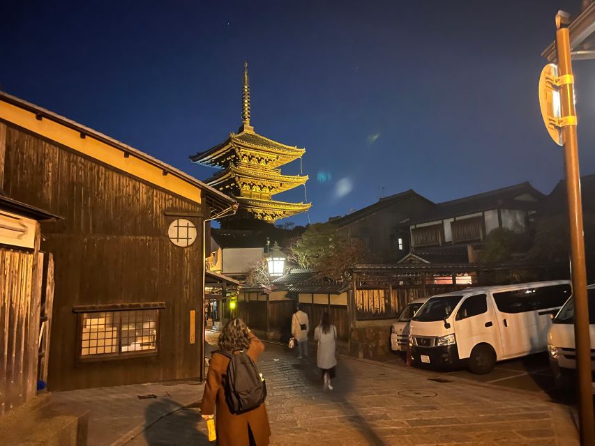 Kyoto: Half-Day Private Guided Tour to the Old Town of Gion - Booking Details