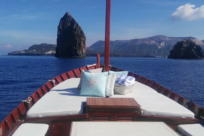 Lipari and Vulcano Private Boat Tour (7 Hours) - Itinerary Overview