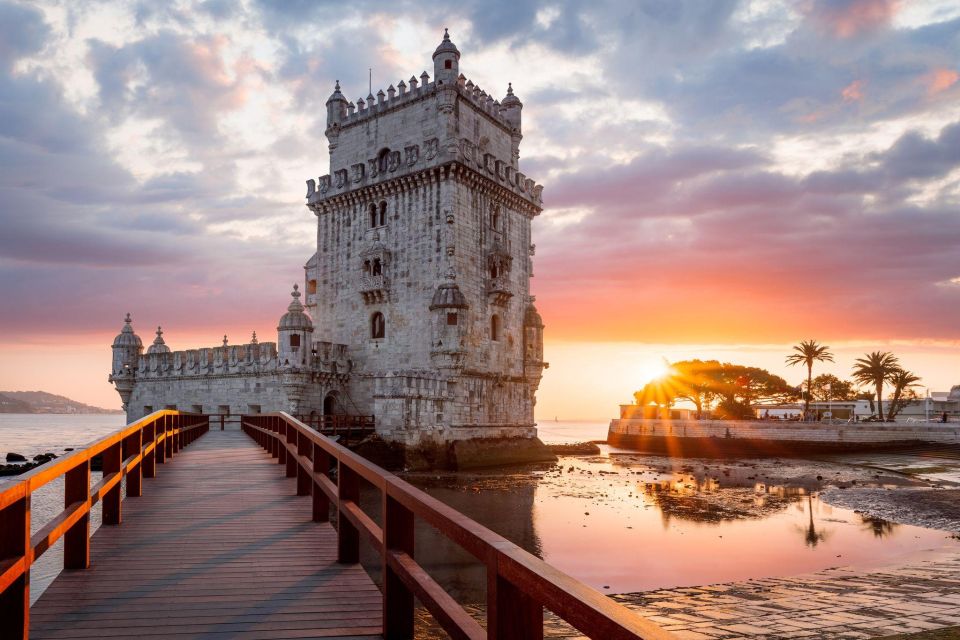 Lisbon: Layover Tour With Pickup and Dropoff up to You - Available Languages and Accessibility