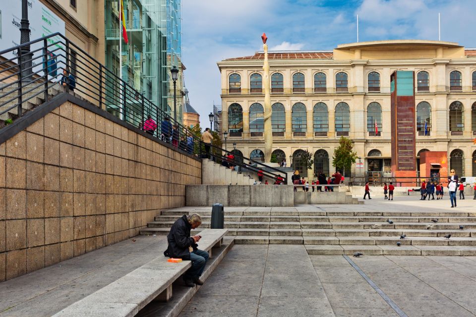 Madrid: Reina Sofia Museum Private Tour With Skip-The-Line - Highlights