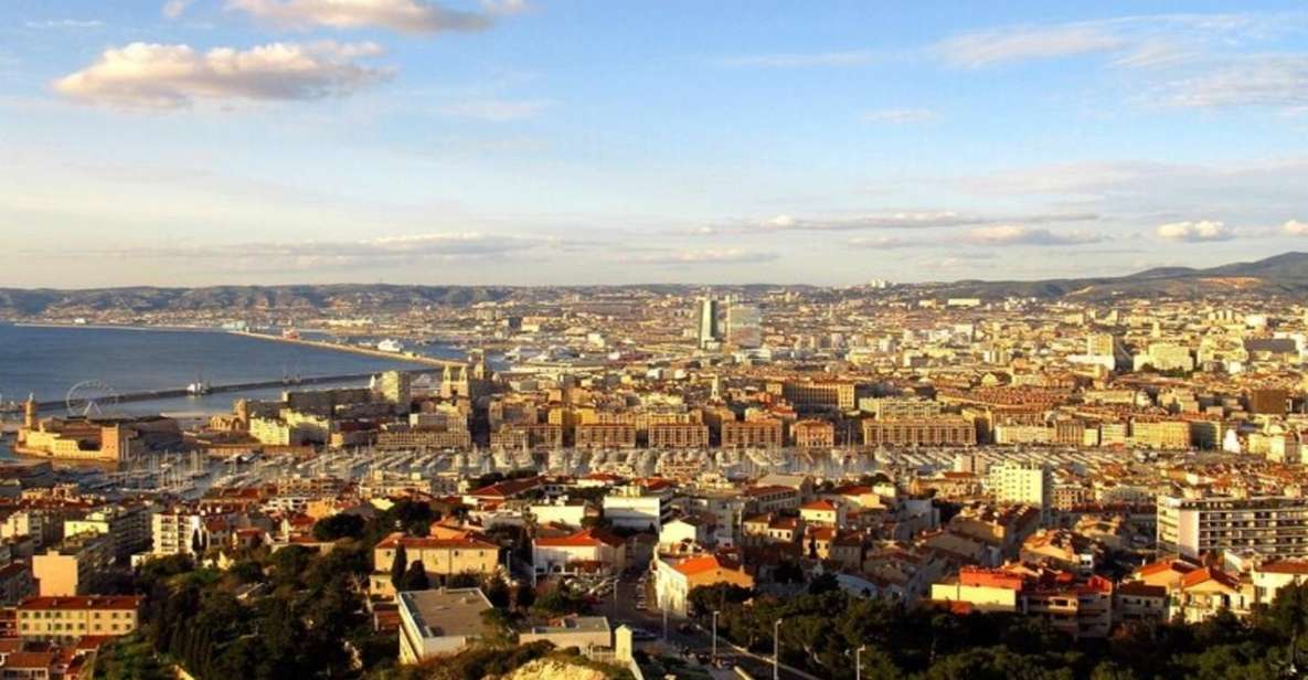 Marseille : Local Neighborhoods Guided Walking Tour - Itinerary