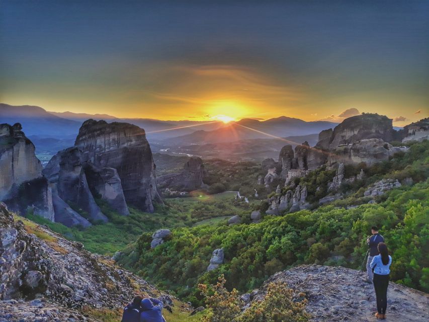 Meteora Evening Tour With Breathtaking Sunset View - Itinerary