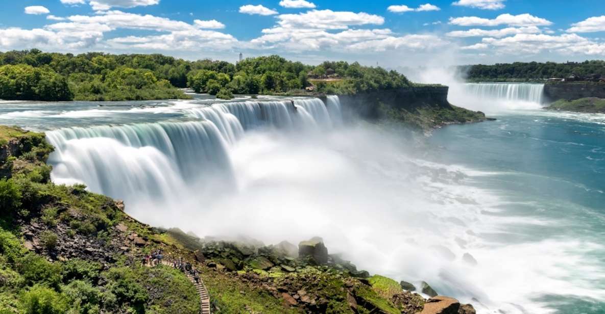 Niagara Falls, Usa: Small Group Walking Tour With Boat Ride - Meeting Point