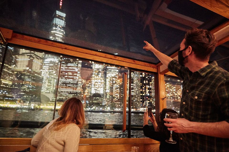 Nyc: City Lights Yacht Cruise With Drink Included - Inclusions