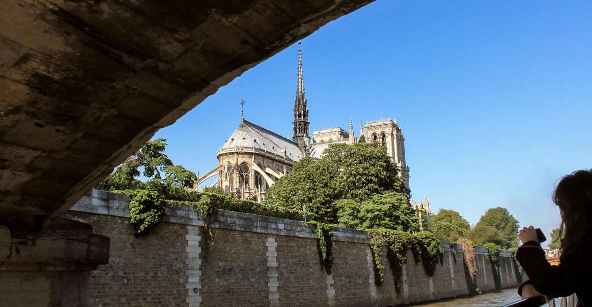 Paris: Seine River and Canal Saint-Martin Cruise - Experience the Paris Waterways