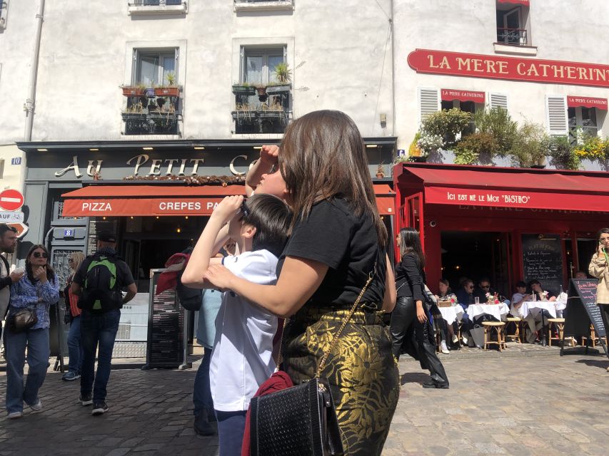 Paris: Self-Guided Treasure Hunt Through Montmartre - Solving Riddles Like an Art Detective