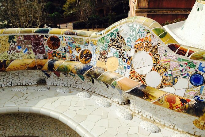 Park Güell Guided Tour With Skip-The-Line Ticket - Meeting Point Details