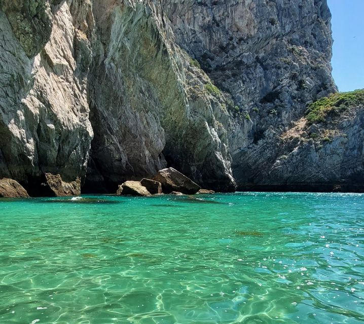 Sesimbra: Private Boat Tour-Wild Beaches, Secret Bays, Caves - Tour Duration and Languages