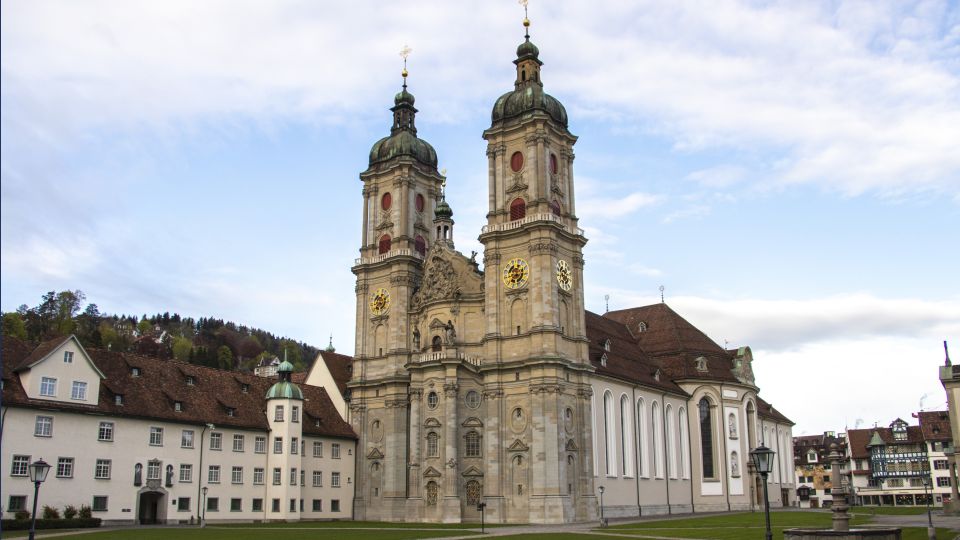 St. Gallen: Guided University Art Tour - Small Group Limit and Pricing