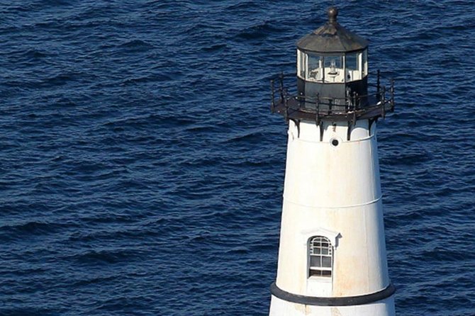 St Lawrence River - Rock Island Lighthouse on a Glass Bottom Boat Tour - Customer Feedback