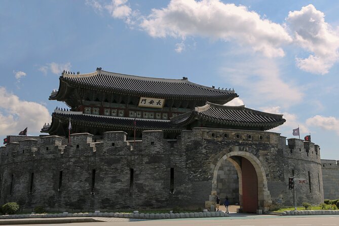 Suwon Hwaseong Fortress (Option: Folk Village) Tour From Seoul - Meeting and Pickup Details