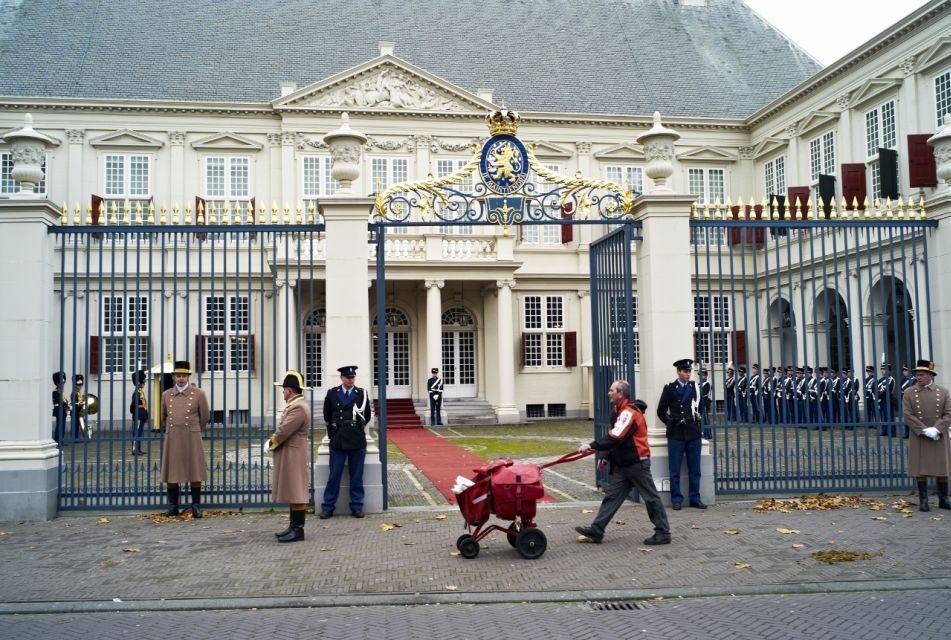 The Hague Walking Tour - Experience Highlights