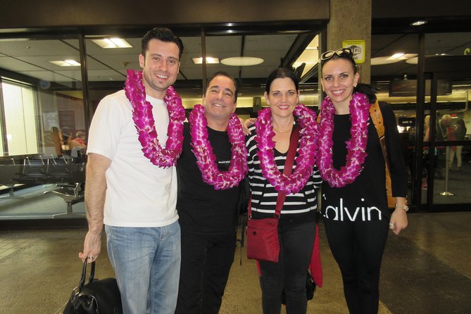 Traditional Airport Lei Greeting on Kona Hawaii - Inclusions and Meeting Information