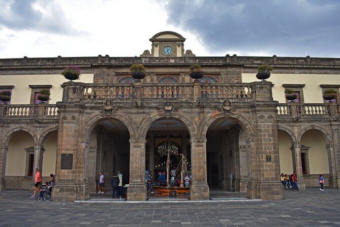 5 Hour Tour Through Chapultepec, Anthropology Museum and Castle - Chapultepec Castle Tour