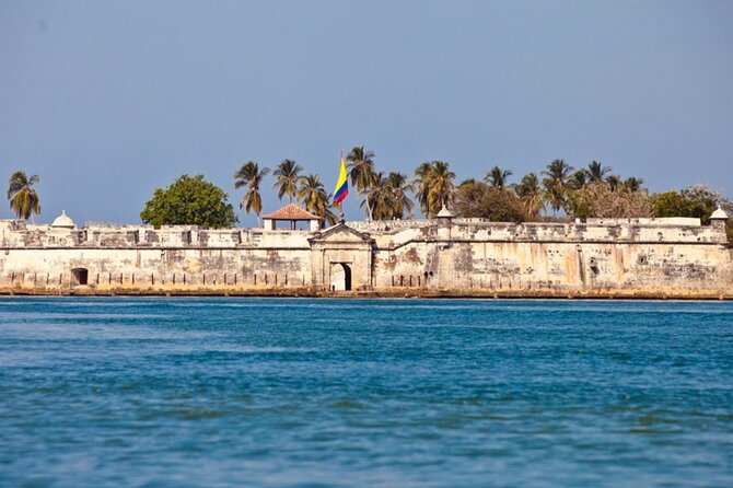 5 Islands Tour From Cartagena Including Snorkeling and Lunch - Lunch Inclusions