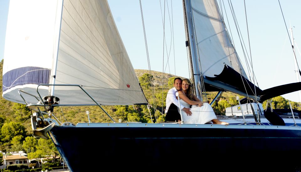 Alcudia: Romantic Sailing Trip With Diner for 2 - Meeting Point