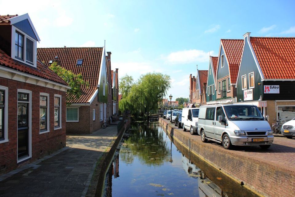 Amsterdam: Volendam, Windmill, and Cheese Farm Private Tour - Tour Experience