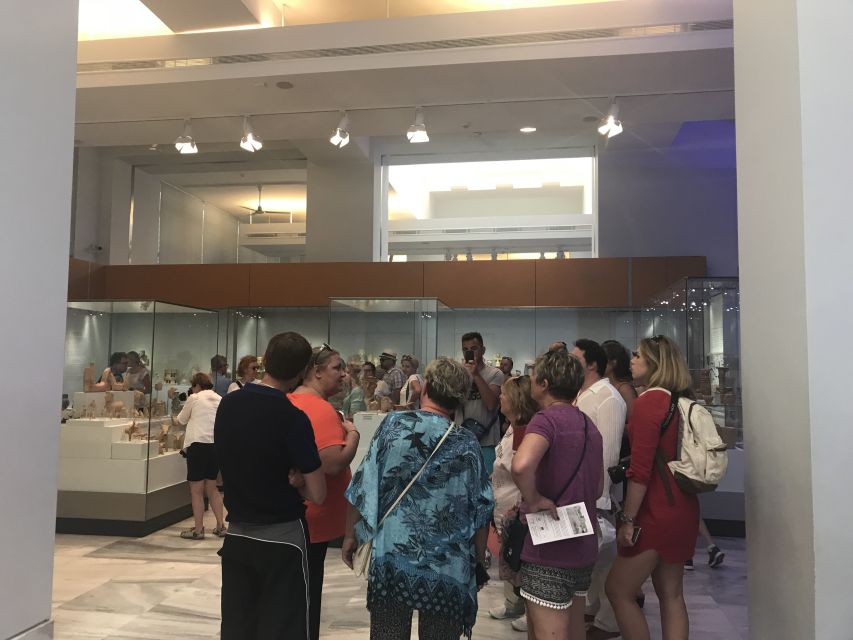 Archaeological Museum of Heraklion: Guided Walking Tour - Museum Description and Collection