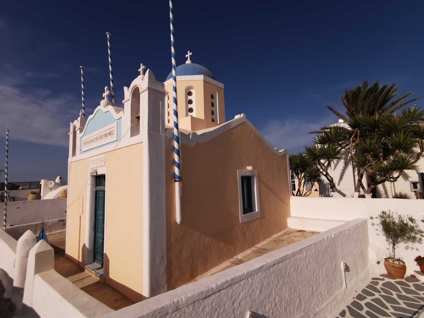 Authentic Santorini: A Self-Guided Audio Tour in Oia - Practical Tour Details