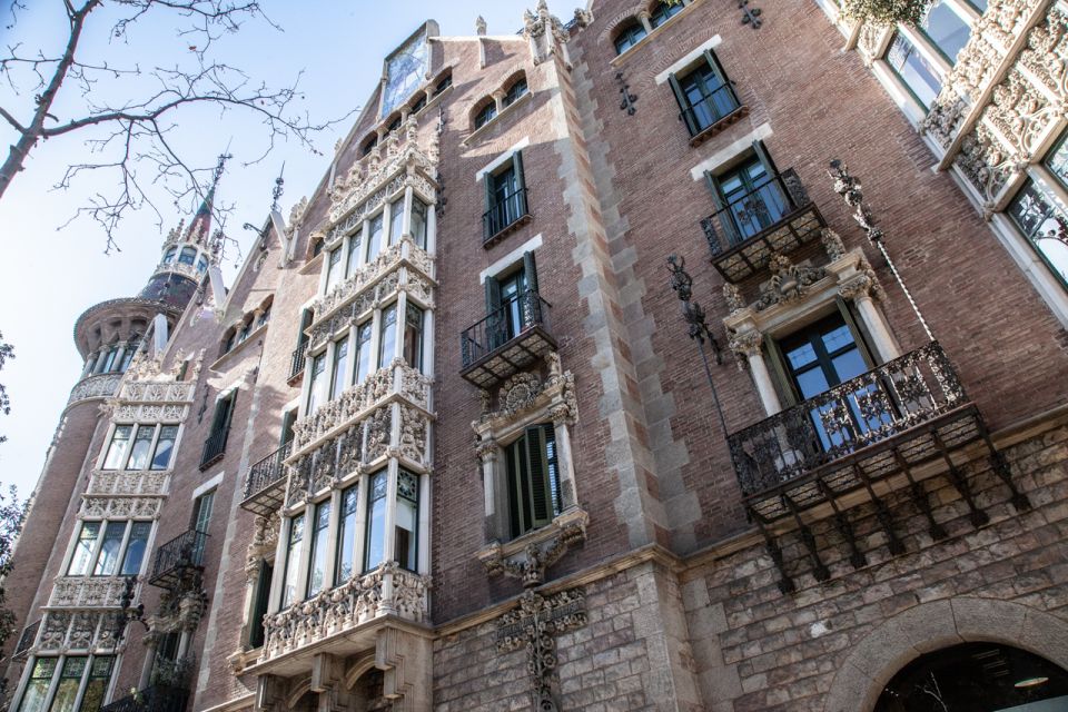 Barcelona Architecture Walking Tour With Casa Batlló Upgrade - Tour Description and Highlights