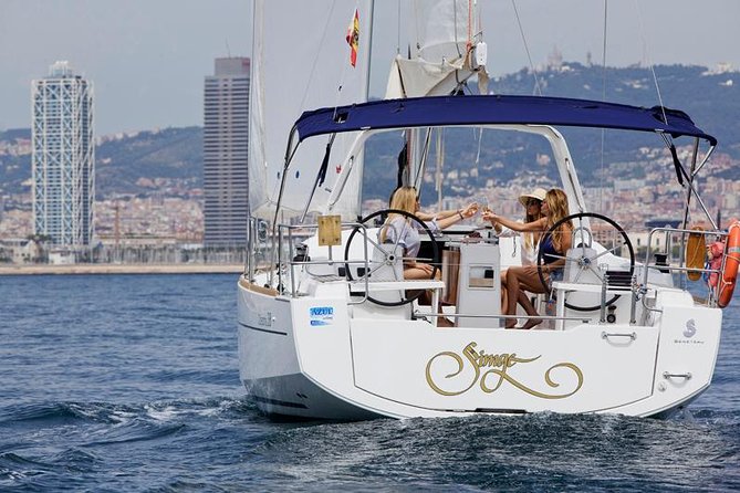 Barcelona Private Sailing With Open Bar & Snacks - Group Size & Logistics