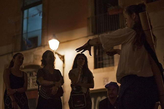 Barcelonas Dark History Night Tour in English - What To Expect