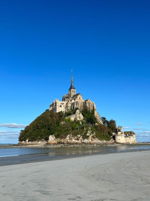 Bay of Mont Saint-Michel : Discovery And Quick Sands - Legends and Stories of the Bay