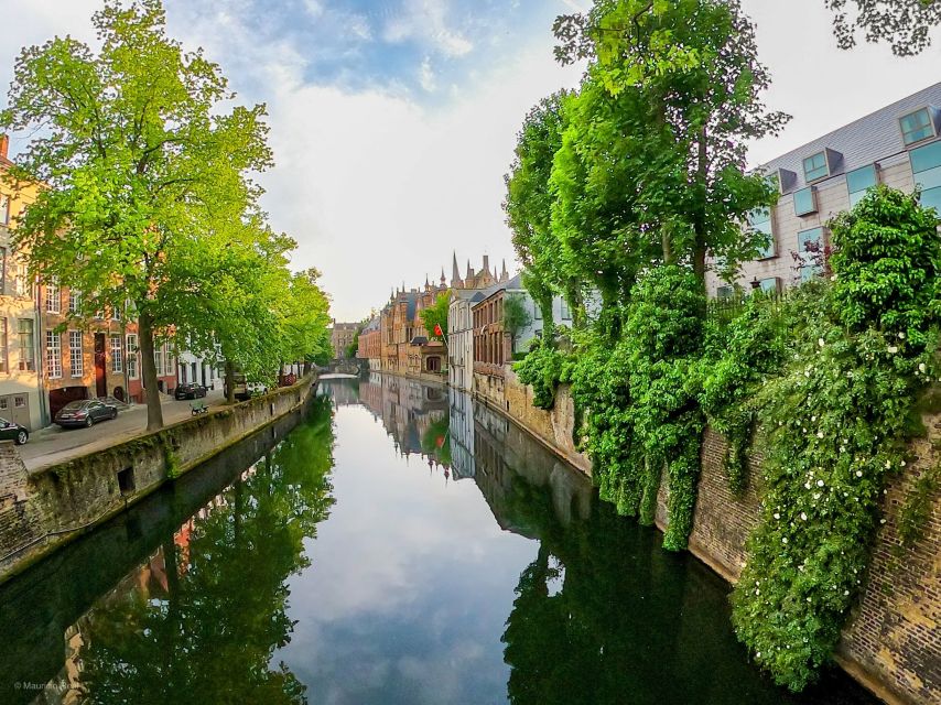 Bruges: Private Historical Highlights Walking Tour - Tour Description