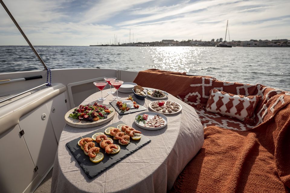 Cascais: Private Boat With Skipper, Fuel, Food and Drinks - Customer Experiences